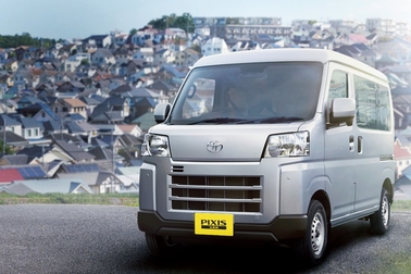 デラックス（CVT・2WD）